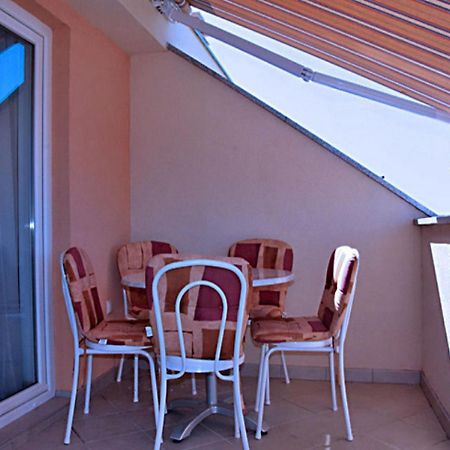 Apartments And Rooms By The Sea Tucepi, Makarska - 6058 Екстер'єр фото