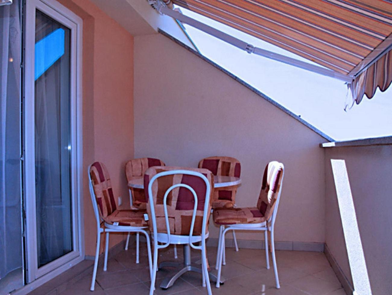 Apartments And Rooms By The Sea Tucepi, Makarska - 6058 Екстер'єр фото