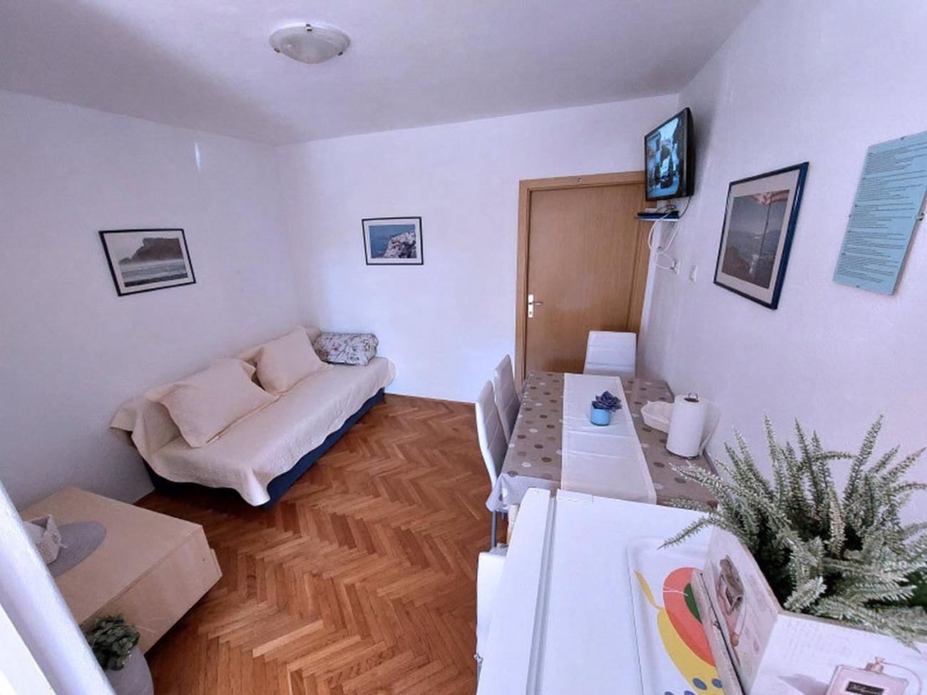 Apartments And Rooms By The Sea Tucepi, Makarska - 6058 Номер фото